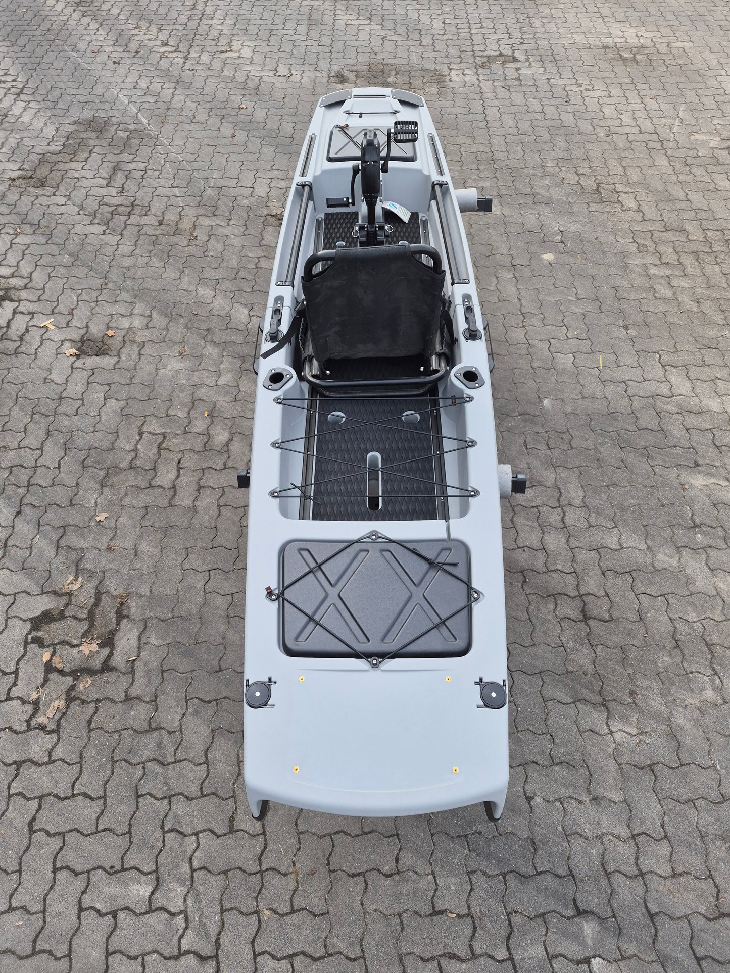 POINT 65 "Kingfisher" Angelkajak in Grau - Gebraucht