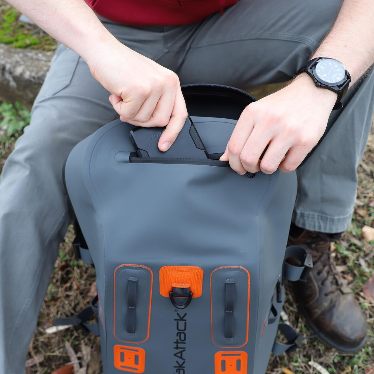 28L Blackwater DryPak, Grey/Orange