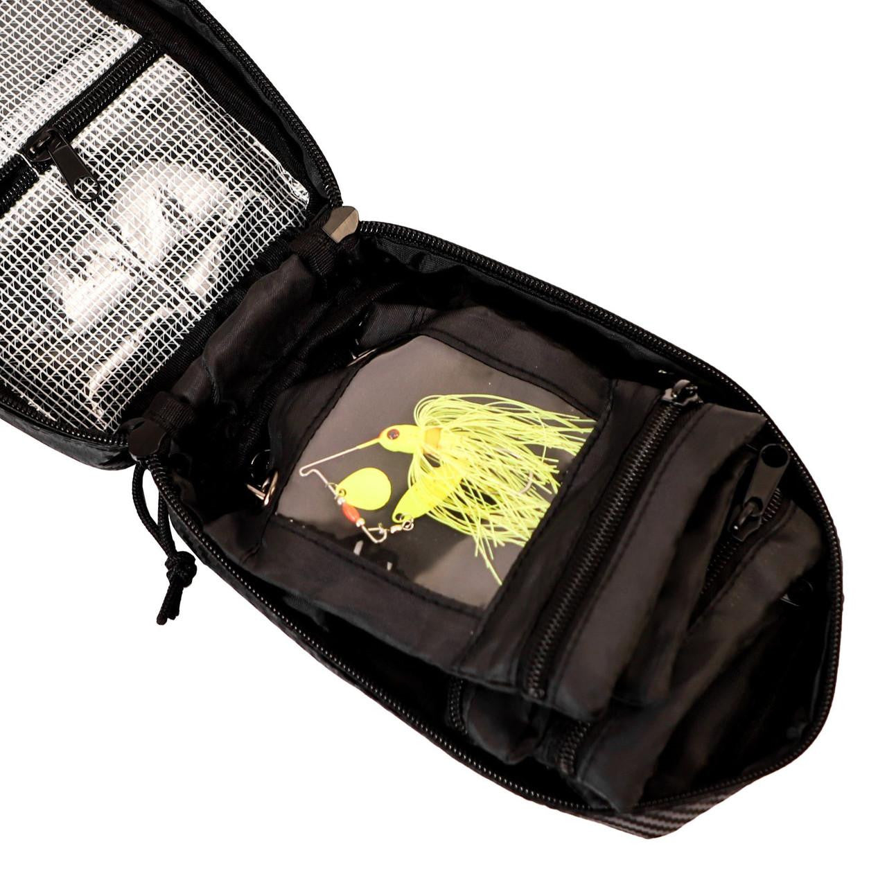 8” x 5” ( 20 c m x 13 cm )HD Tackle Wallet, Black Carbon                  