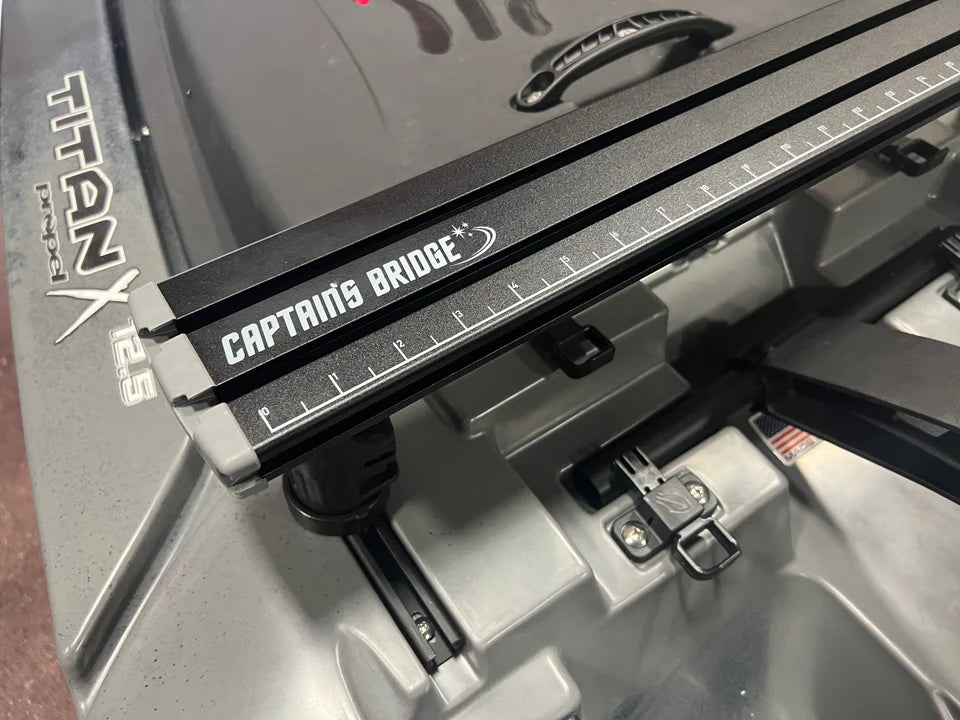 Captain's Bridge Accessory Mount Cross Bar (26") 63.5 cm für "TitanX", MAX-Series, und BR PWR129 (und andere Kajak Modellen)