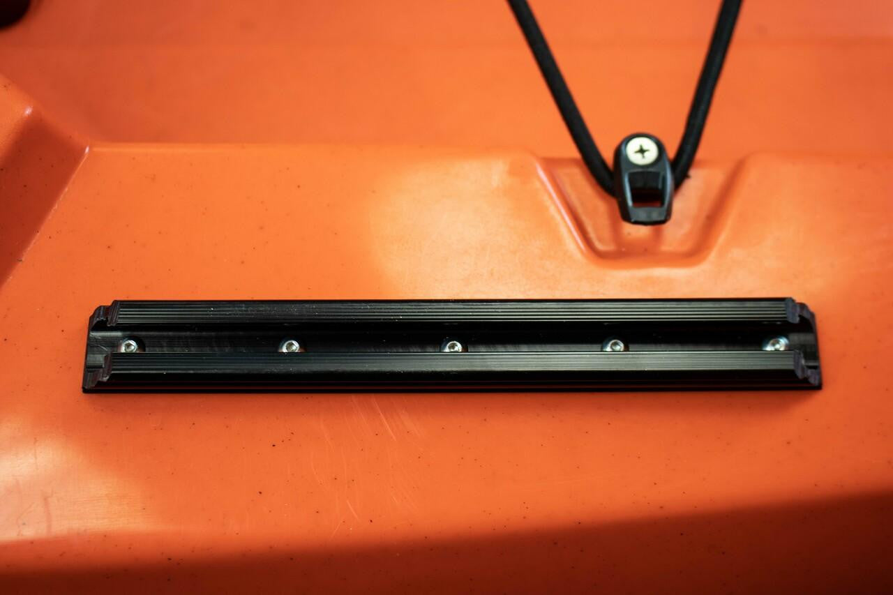 GTTL90 GearTrac, 8", Includes SS Mounting screws