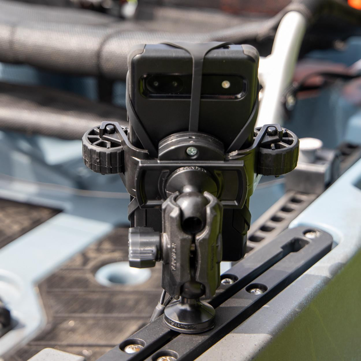 RotoGrip Phone Holder with 1" (1,27 cm) Screwball Track Mount