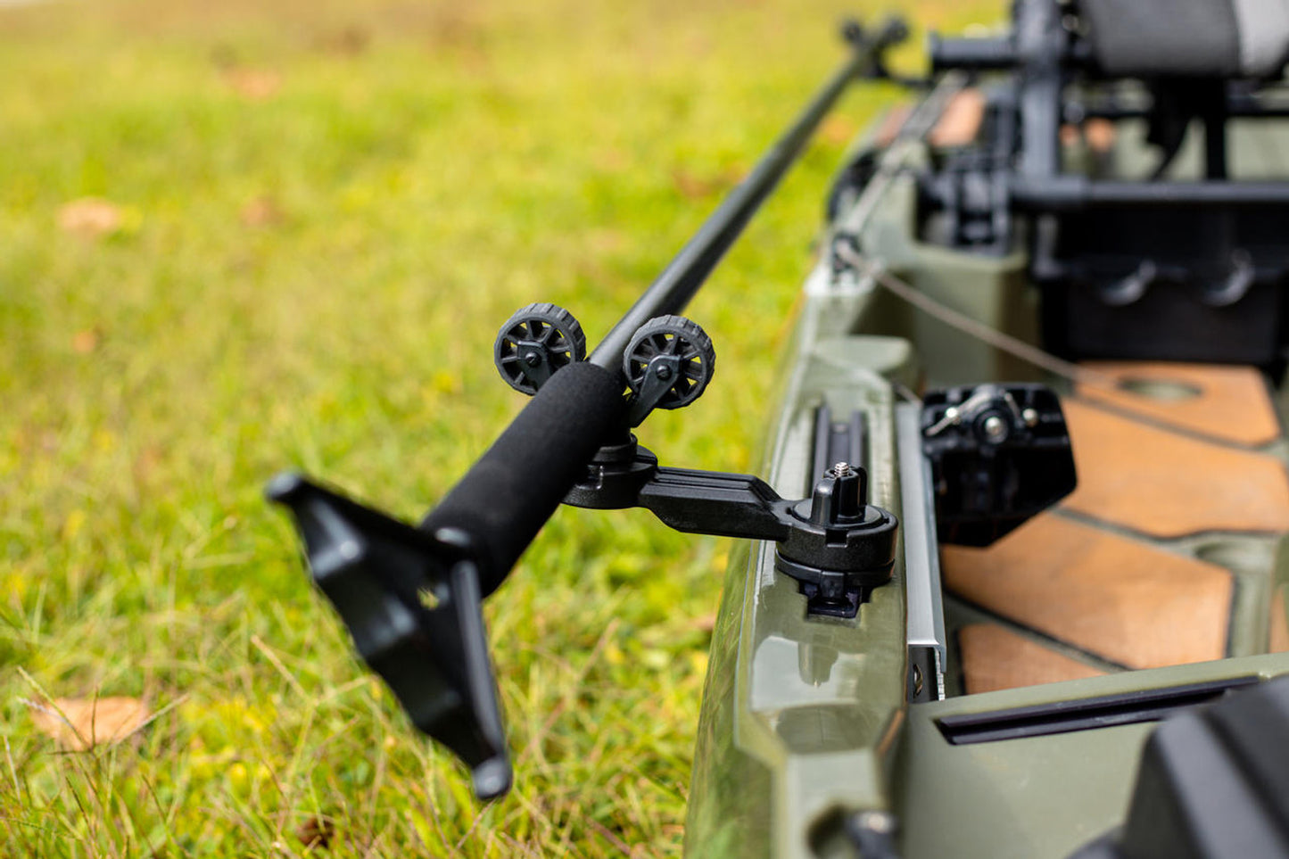 YakAttack SideArm Track Mount