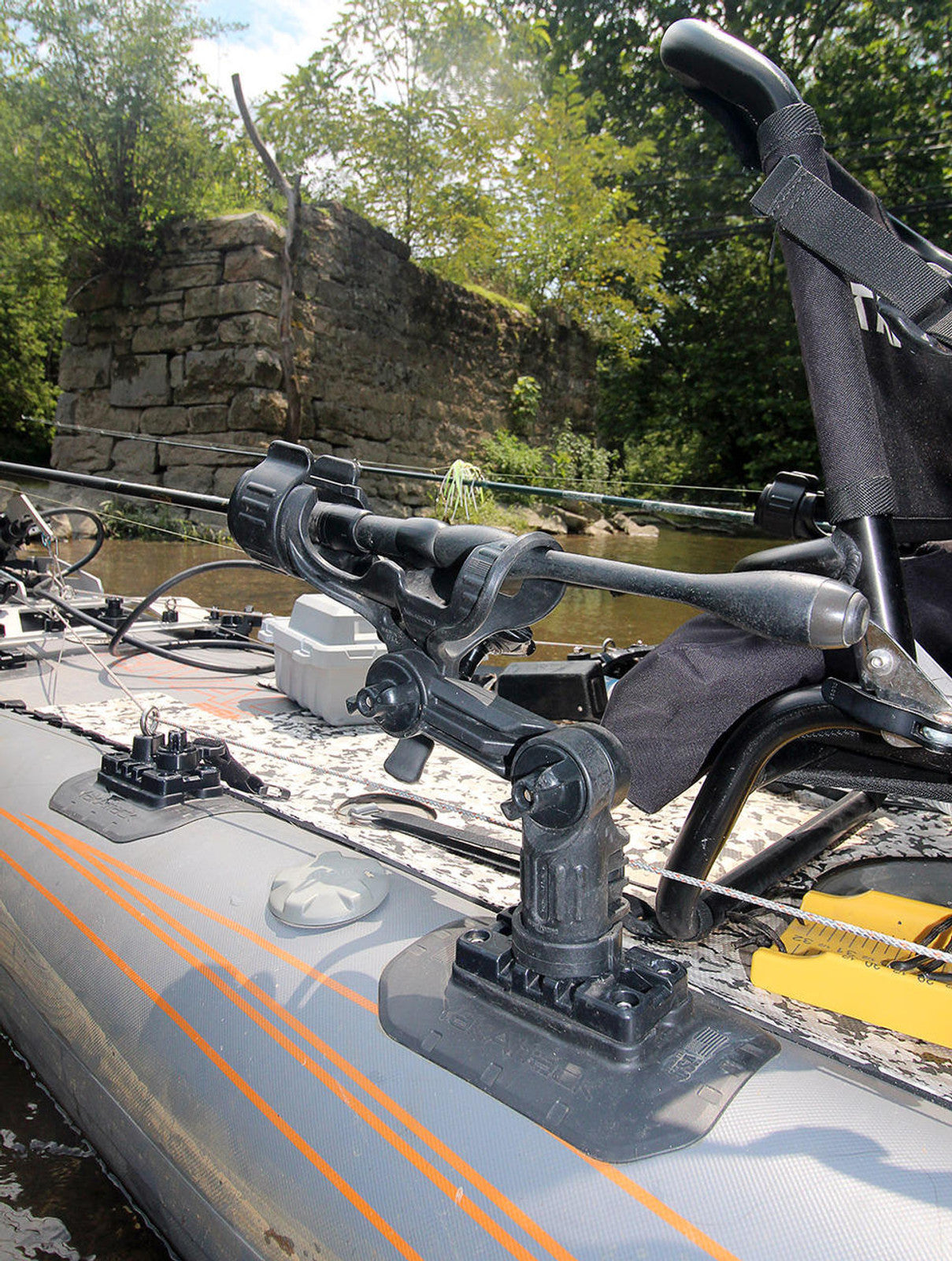 YakAttack SwitchPad Adhesive Mount with MightyMount